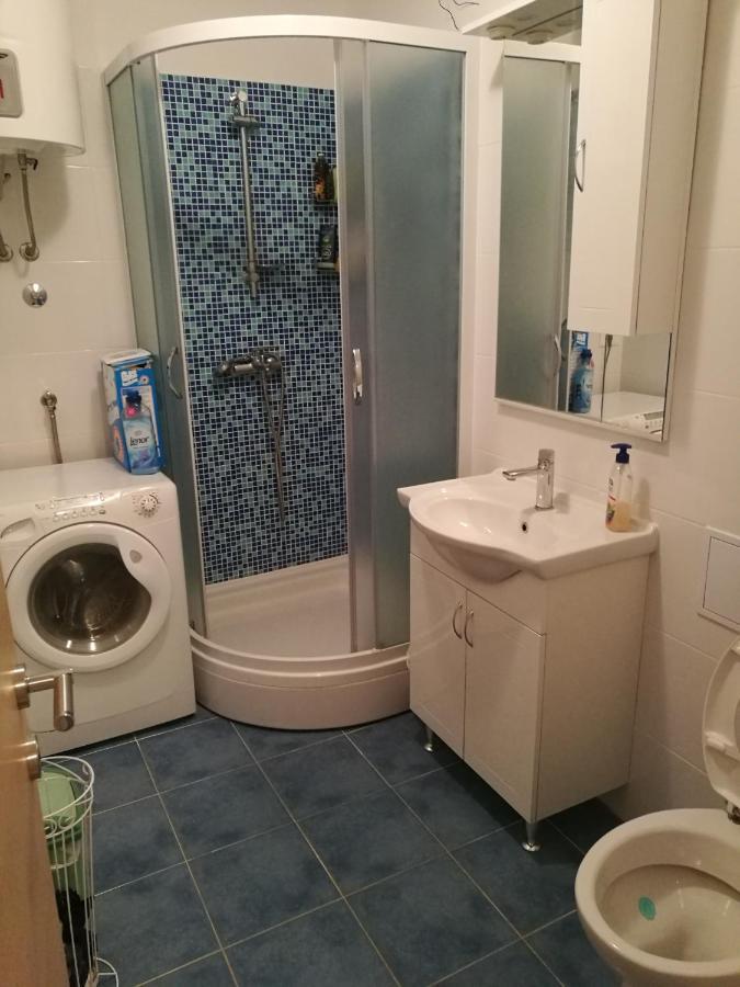 Nice And Cozy Two Single Bed Room Split Extérieur photo