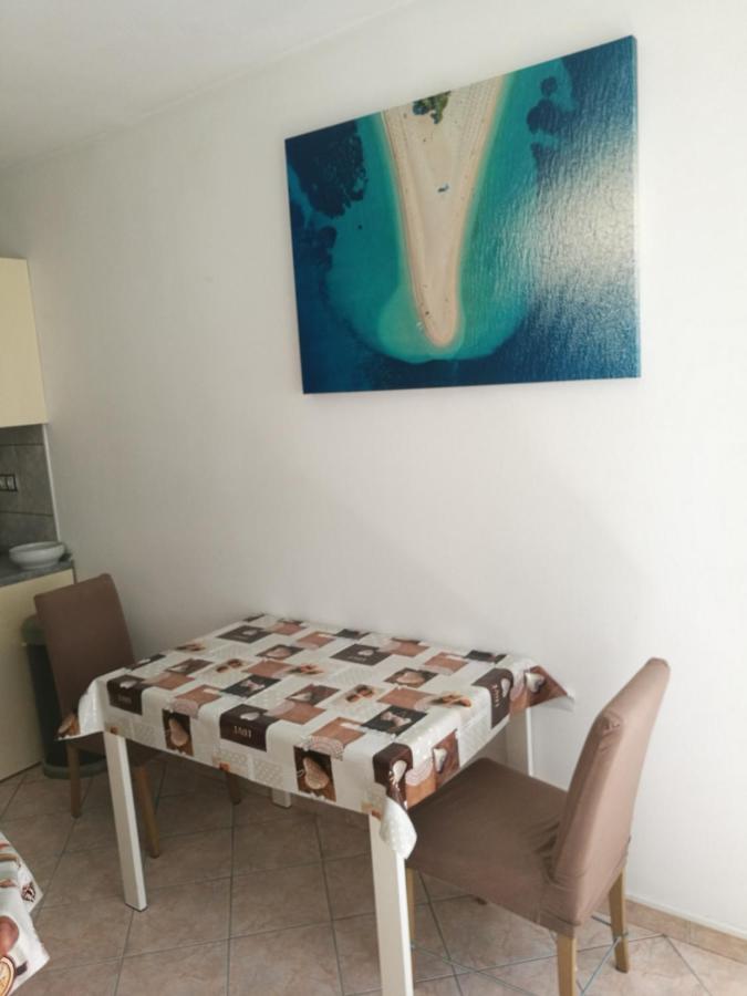 Nice And Cozy Two Single Bed Room Split Extérieur photo